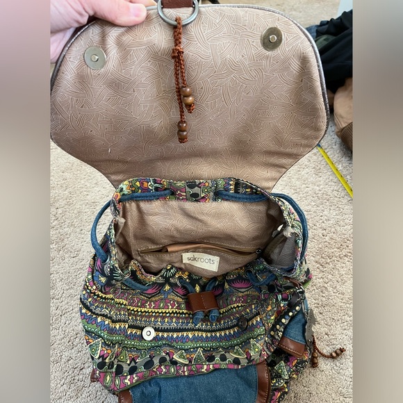Sakroots Flap Backpack - Picture 6 of 16